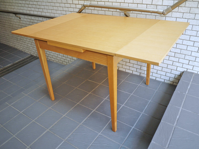無印良品 MUJI タモ材 伸長式ダイニングテーブル 板座 ダイニングチェア ～「ローカルな視点」で作られる、ちょうどいい家具～ 【 買取と