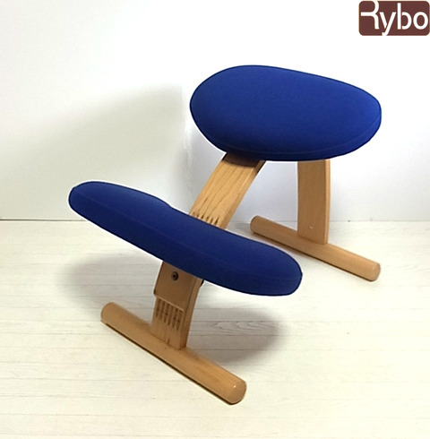 Rybo EASY バランスチェア イージー ブルー～オドウィン・リッケン デザイン | 家具を売るならTOKYO RECYCLE