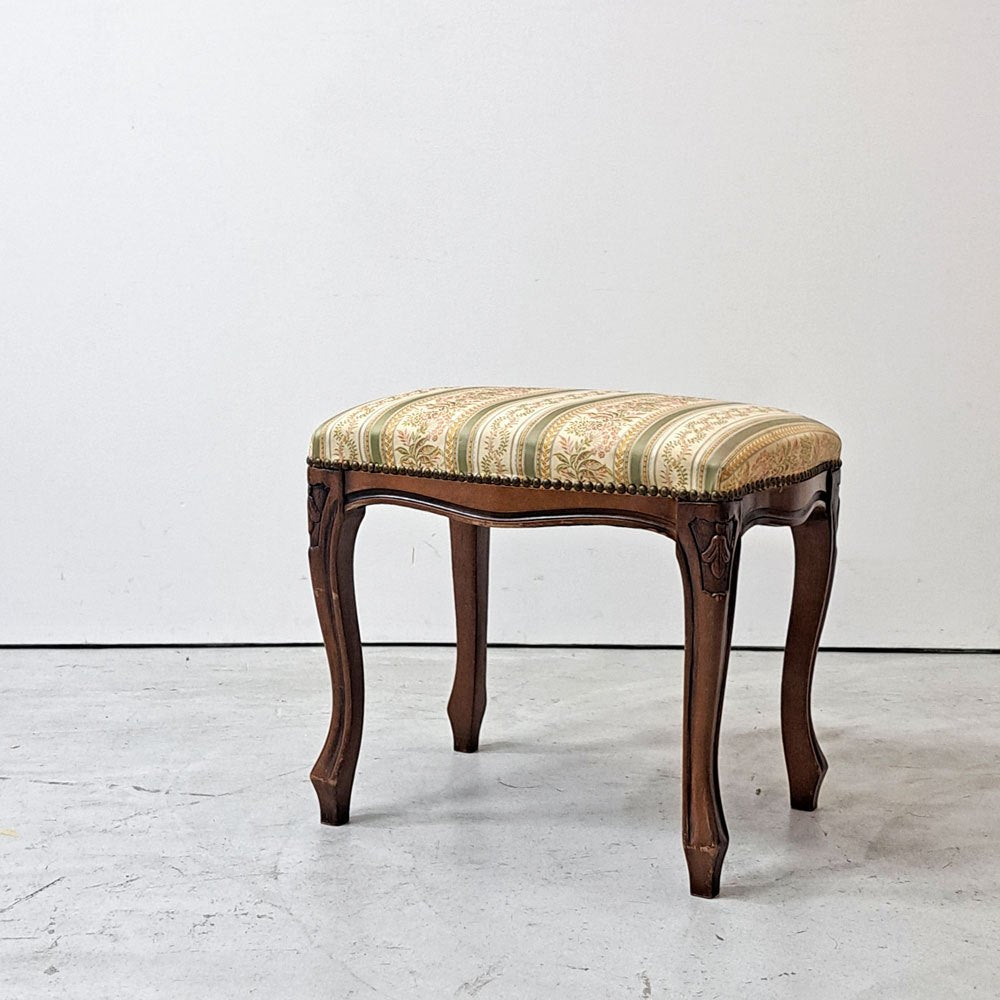 祖師ヶ谷大蔵店】クラシカルスタイル Classical Style 猫脚 スツール