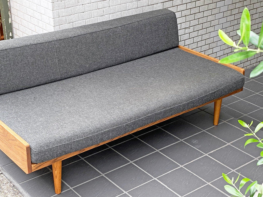 モモナチュラル Momo Natural デイソファ DAY SOFA 2.5P カウチソファ アームレス オーク材フレーム グレー系 ファ –  TOKYO RECYCLE imption