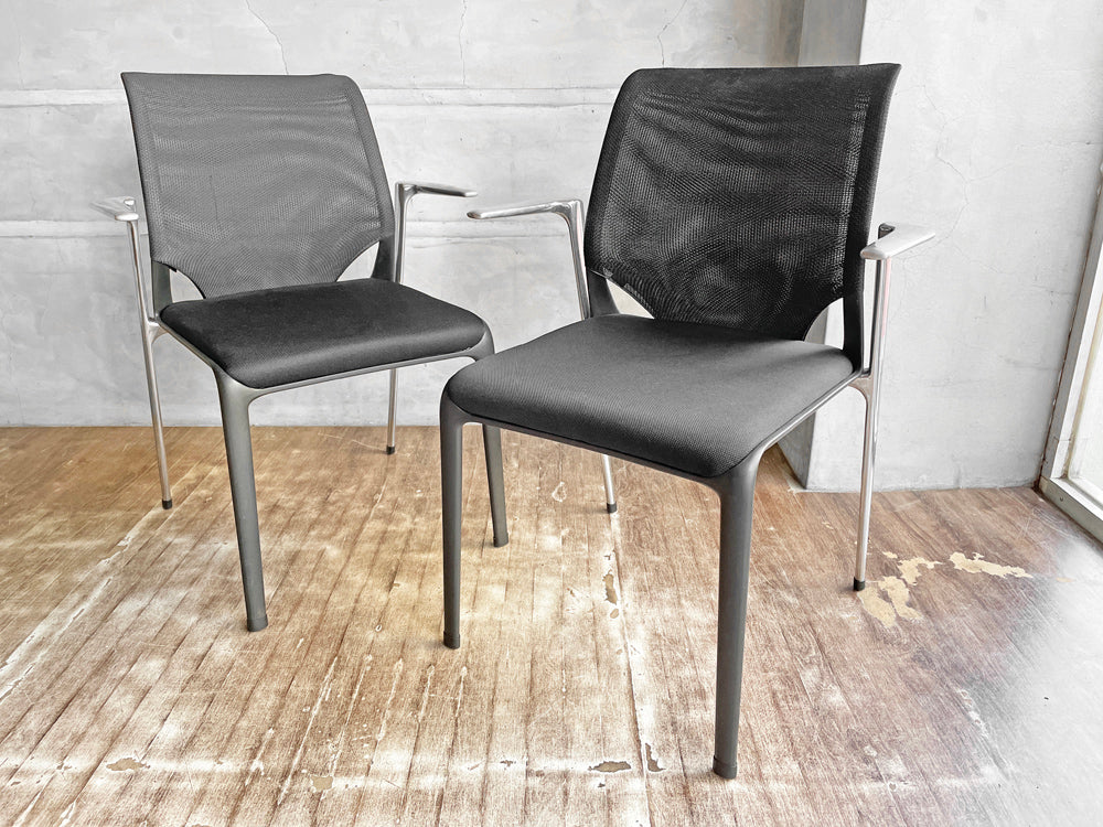 ヴィトラ vitra メダスリム MEDASLIM スタッキングチェア アーム