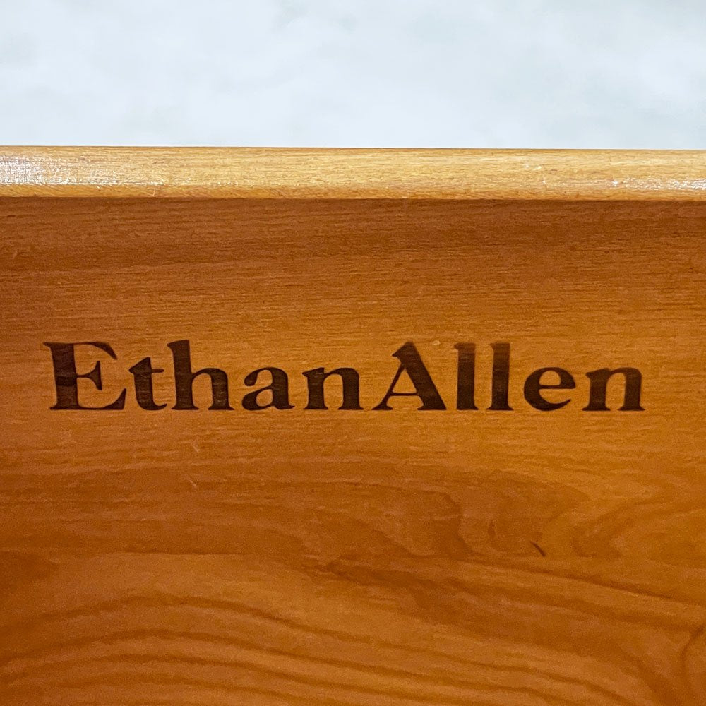 イーセンアーレン ETHAN ALLEN 両袖デスク 3ドロワー 猫脚 ガラス天板 クラシカルデザイン 米国家具 ●