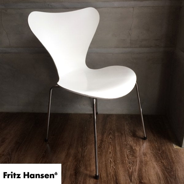 フリッツ・ハンセン Fritz Hansen セブンチェア ホワイト ラッカー仕上げ Arne Jacobsen アルネ・ヤコブセン ?♪