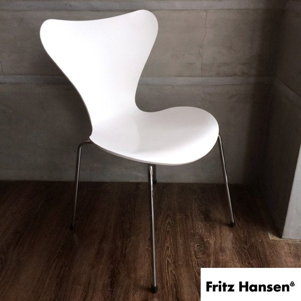 フリッツ・ハンセン Fritz Hansen セブンチェア ホワイト ラッカー仕上げ Arne Jacobsen アルネ・ヤコブセン ?♪