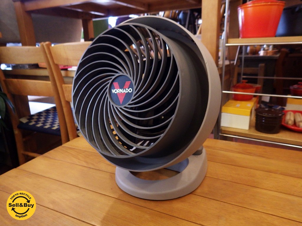 VORNADO ボルネード 180c サーキュレーター 空気循環器 12~30畳用 ◇