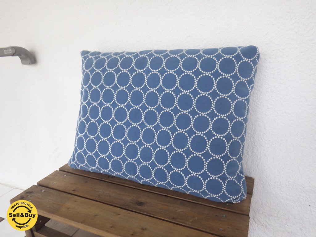 Fritz Hansen(フリッツ ハンセン) ソファ クッション mina perhonen(ミナ ペルホネン)Tambourine(タンバリン)ブルー◇