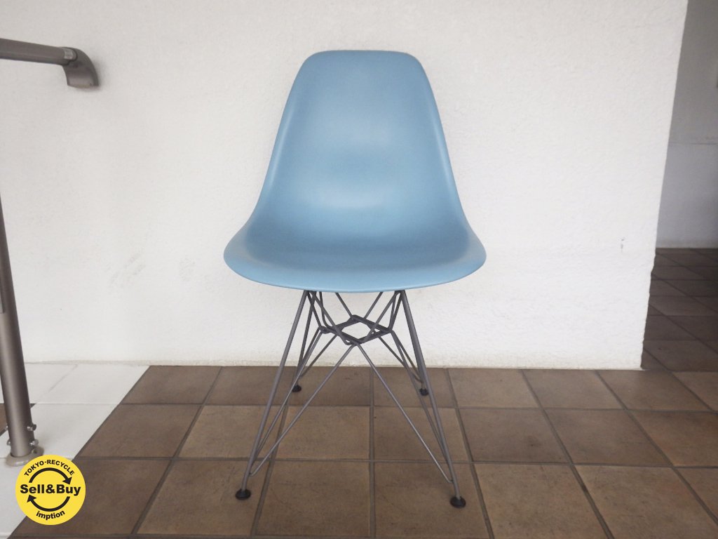 vitra ヴィトラ C&R イームズ サイドシェルチェア エッフェルベース 廃番! 屋外仕様 Side Chair for outside ライトブルー◇