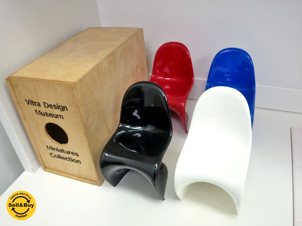 Vitra. Design Museum ヴィトラ デザイン ミュージアム Panton Chair パントンチェア 1/6サイズ 訳あり ●