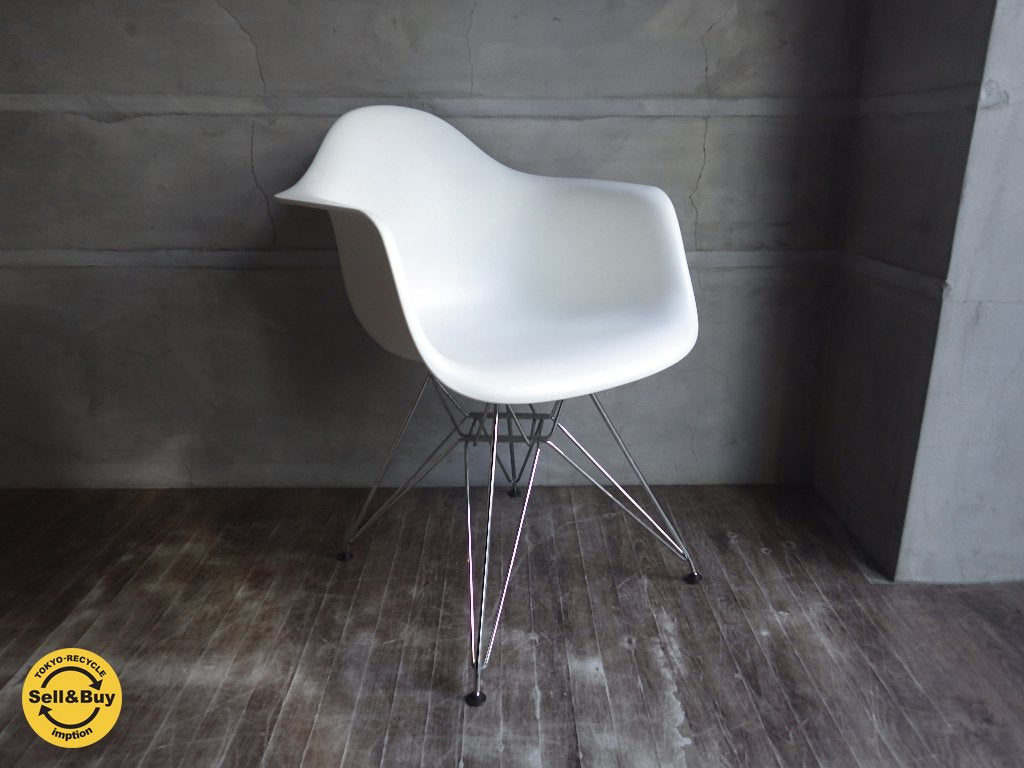 Hermanmiller ハーマン ミラー / アームシェル チェア エッフェルベース ホワイト / イームズ デザイン ♪