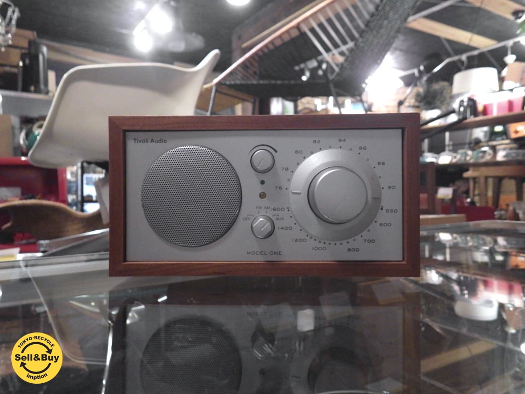 アメリカ Tivoli Audio チボリ Model one AM / FM テーブルラジオ デザイン:ヘンリー・クロス ♪