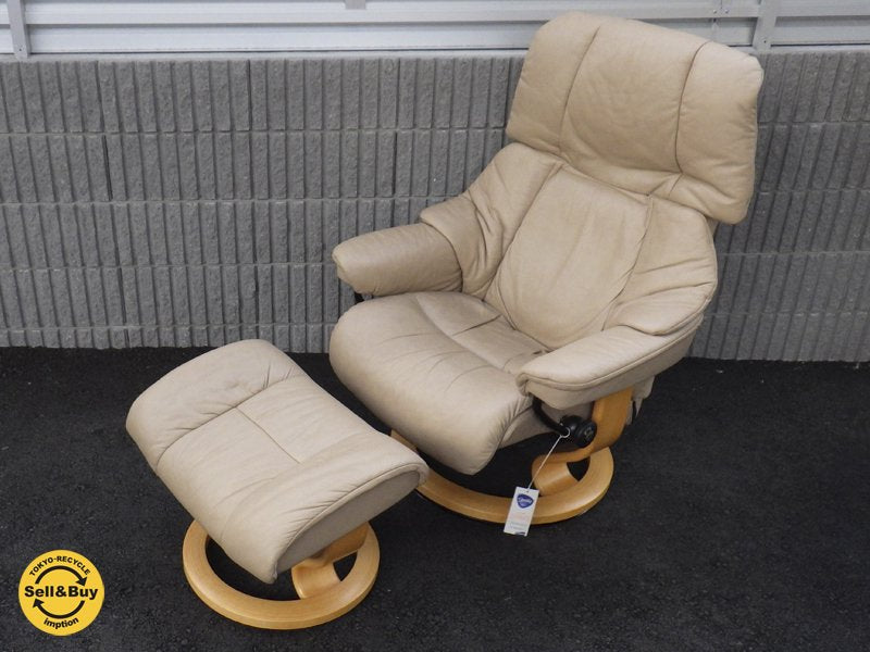 ノルウェー EKORNES / エコーネス社 " Stressless " 現行 ・ 上位機種 展示美品 『 Reno / レノ ( サンド ) Mサイズ 』 + オットマン ・ 取説等完備 ★
