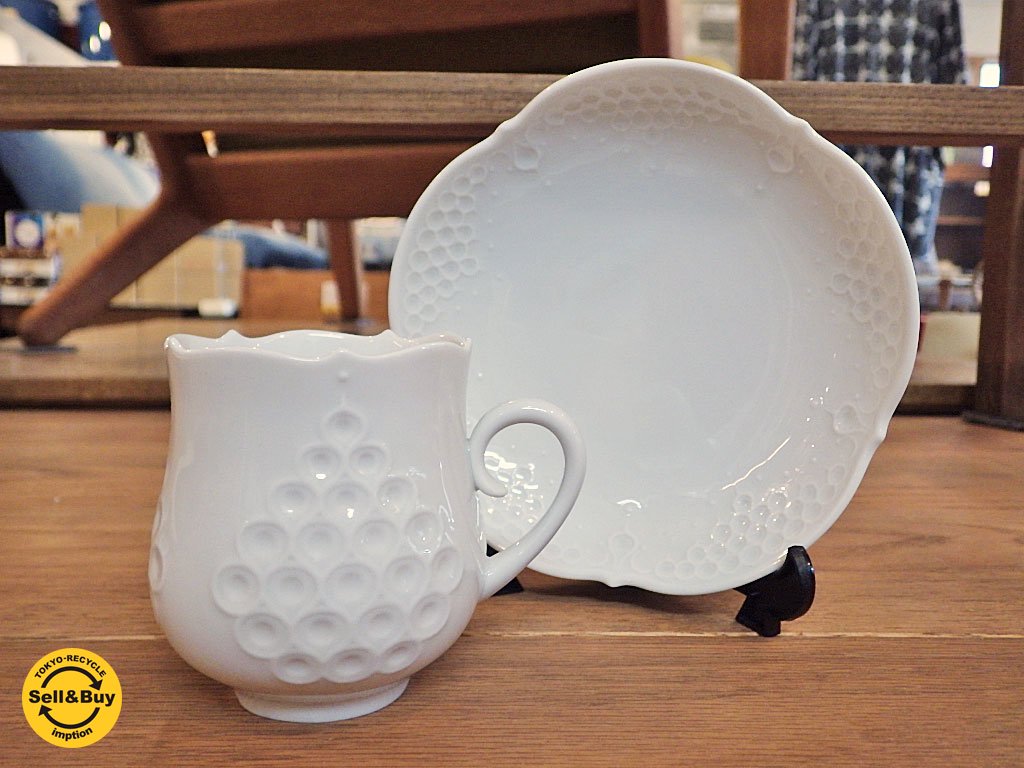マイセン meissen ホワイトレリーフ コーヒーカップ&ソーサー ●