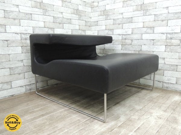モローゾ / Italy MOROSO " パトリシア・ウルキオラ " デザイン 定価:約48万 傑作 " ローシート / Lowseat " 『 アームチェア ( 1P ソファ ) 』 黒本革 ★