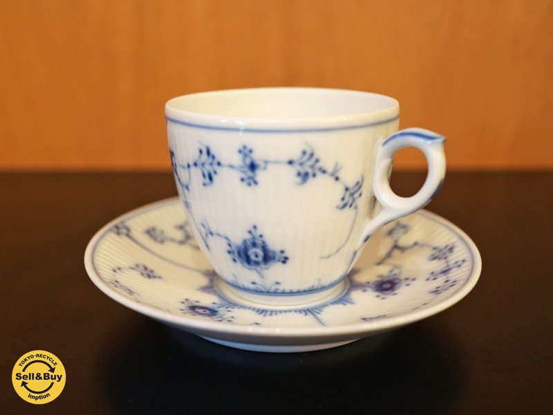 ロイヤルコペンハーゲン ROYAL COPENHAGEN ブルーフルーテッド プレーン ティーカップ&ソーサー D ◎