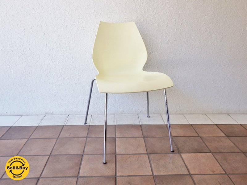 カルテル Kartell マウイチェア Maui ミルキーイエロー(略オフホワイト) 巨匠 ヴィコ・マジストレッティ デザイン スタッキング可 定価:¥28,728- イタリアモダン ◇