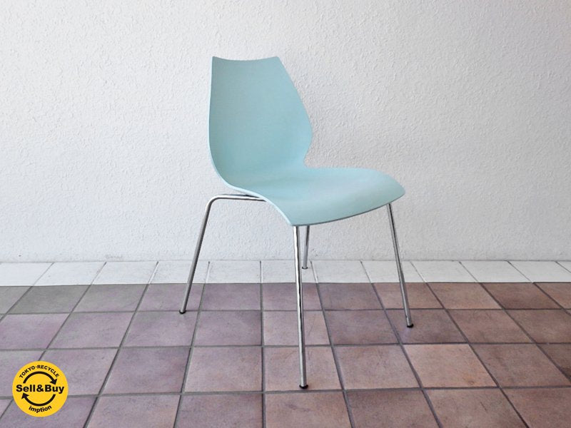 カルテル Kartell マウイチェア Maui ペールブルー 巨匠 ヴィコ・マジストレッティ デザイン スタッキング可 定価:¥28,728- イタリアモダン ◇
