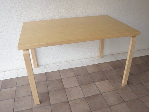 アルテック artek 81B テーブル アルヴァアアルト Alvar Aalto バーチ材 ・ ナチュラル W1200 北欧家具 フィンランド ◇
