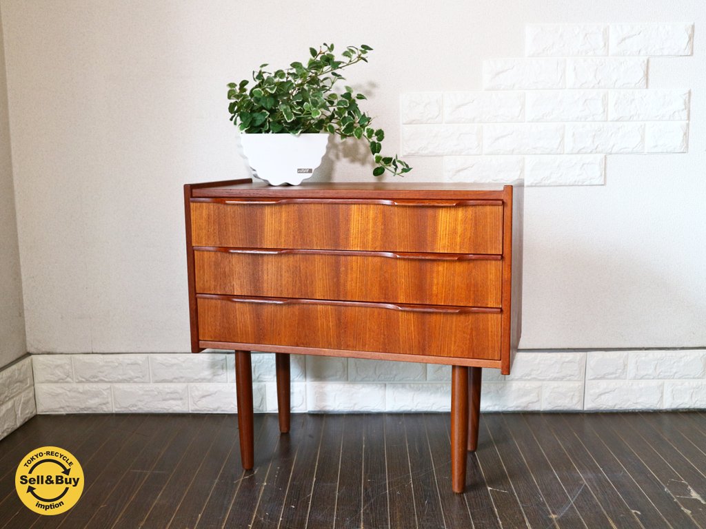 北欧 ヴィンテージ 3ドロワー チェスト デンマーク チーク材 3段 ミニチェスト ◎