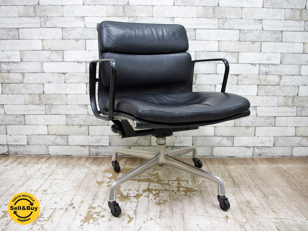 ハーマンミラー Herman Miller ソフトパッドグループ マネジメントチェア 本革 キャスター チャールズ&レイ・イーム ●