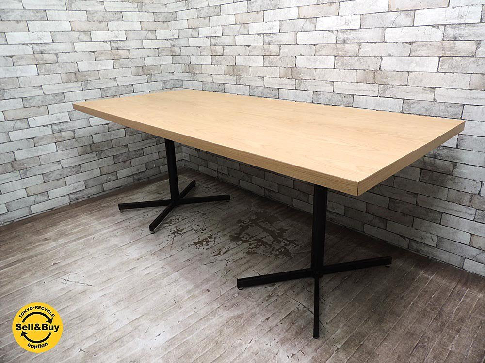 レトロスタイル ダイニングテーブル 木製天板 鉄脚 W200cm カフェテーブル 店舗什器 ●