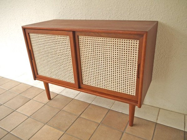 アクタス SLOW HOUSE by ACTUS 極美品 現行 H.W.F サイドボード S マホガニー×籐 ¥116,640- キャビネット カウンター リビングボード ミッドセンチュリー 北欧 ◇