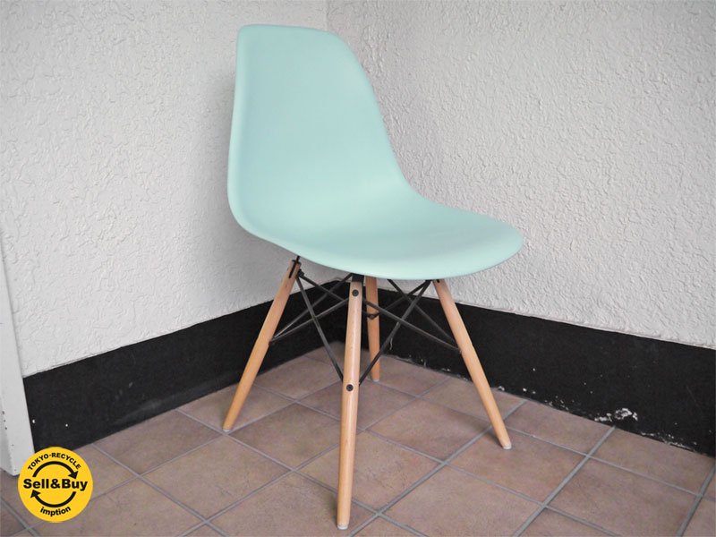 ハーマンミラー HermanMiller C&R.イームズ Eames 美品 サイドシェルチェア アクアスカイ / 水色系 ダウェルレッグ = DSW / メイプル色 定価¥63,720- B ◇