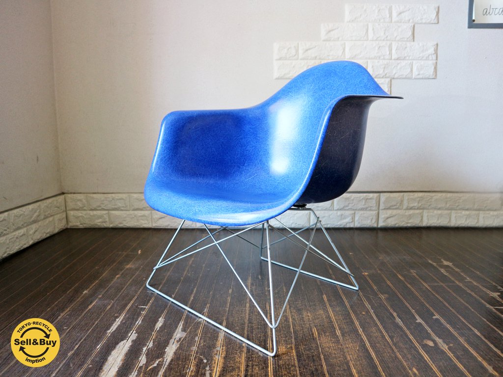 ハーマンミラー Herman Miller アームシェルチェア 現行 FRP製 キャッツクレイドルベース ブルー C&R イームズ ◎