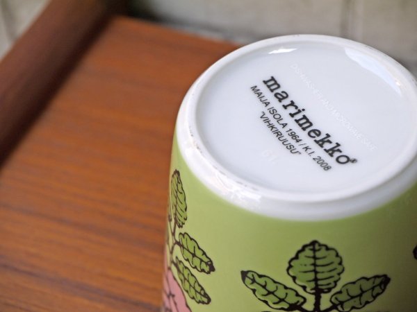 マリメッコ Marimekko ヴィヒキルース Vihkiruusu フィンランド郵便局 posti 2008年 限定 ラテマグ 希少廃番 グリーン×ピンク マイヤ・イソラ B ■
