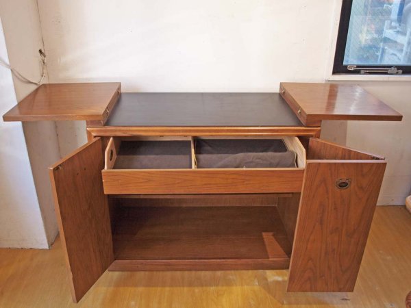 ドレクセル ヘリテイジ DREXEL HERITAGE バーキャビネット Bar cabinet サーバーチェスト トリプルドア フリップオープントップ 伸長式 定価30万程 ★