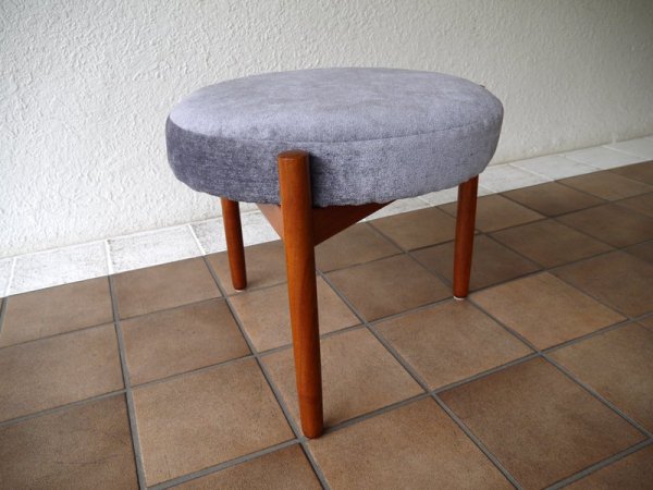 60's ビンテージ デンマーク Spøttrup スポエットルプ社 希少 H.フランゼン デザイン 状態良好 チークスツール 3本脚 ダニッシュモダン 北欧家具 ミッドセンチュリー ◇