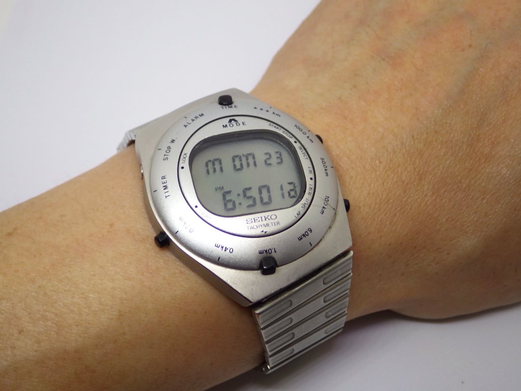 セイコー SEIKO スピードマスター デジタルライダース 希少シルバー A828-4020 1983年発売 ジョルジェット・ジウジアーロ 腕時計 オリジナル ●