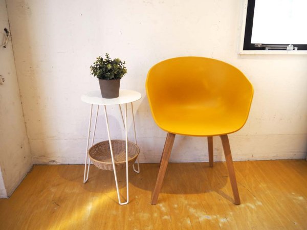 イデー IDEE ワラビー サイドテーブル WALLABY SIDE TABLE ホワイト White スチール×ラタン 美品 ★