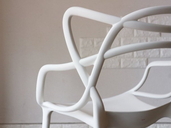 カルテル Kartell マスターズチェア Masters chair フィリップ ・ スタルク Philippe Starck スタッキングチェア ホワイト ◎