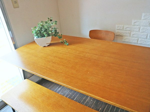 ウニコ unico スクーラ SKOLA ダイニングテーブル オーク材天板 スチール脚 W135 ノスタルジックデザイン ◎