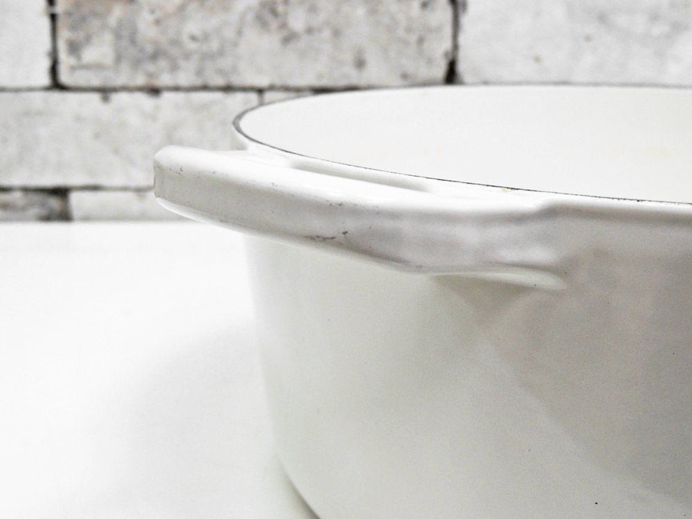 ルクルーゼ LE CREUSET ココットロンド キャセロール 両手鍋 Φ24cm ホワイト ●