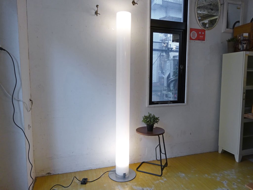 フロス FLOS スティロス STYLOS フロアスタンド フロアライト 間接照明 アッキーレ・カスティリオーニ Achille castiglioni ヤマギワ ★
