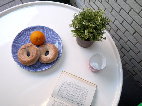 イデー IDEE ミルクドロップテーブル MILK DROP TABLE FRP製 ラウンド ローテーブル ロス・メネズ ホワイト 希少廃番 定価¥95,040- ■