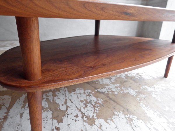 ヒラシマ HIRASHIMA レガーレ クラムテーブル LEGARE Clam Table ウォールナット 無垢材 定価
\105,600- ♪