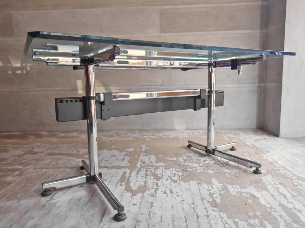 USMハラー USM Haller キトス KITOS テーブル デスク W150 ガラス天板 コードボックス付き オフィス家具 店舗什器 ♪