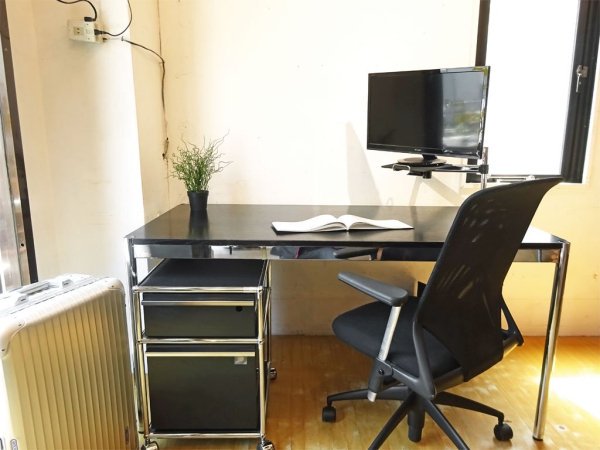 ユーエスエムハラー USM Haller モジュラーファニチャー ハラーテーブル W150cm スイングアーム&CPUホルダー 高さアジャスター付 ブラックウッド ★