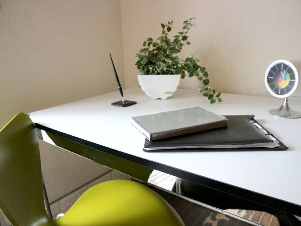 USMモジュラーファニチャー USM ハラー USM Haller ワーキングテーブル カンファレンステーブル ダイニングテーブル デスク 幅125cm ◎