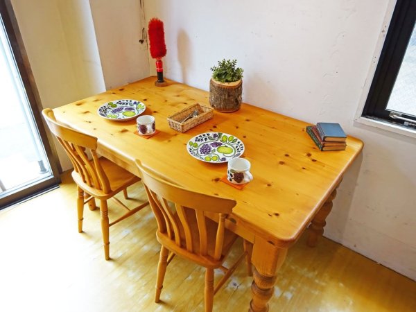 カーフ karf 目黒 パイン無垢材 カントリースタイル ダイニングテーブル 直径10cmロクロ脚 ★