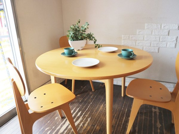 イデー IDEE ダイニングテーブル ナチュラル DINING TABLE natural ラウンド ブナ材 3本脚 長大作 定価:151,800円 ◎