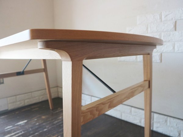 ウニコ unico クラルス CLARUS ダイニングテーブル アッシュ材 ◎