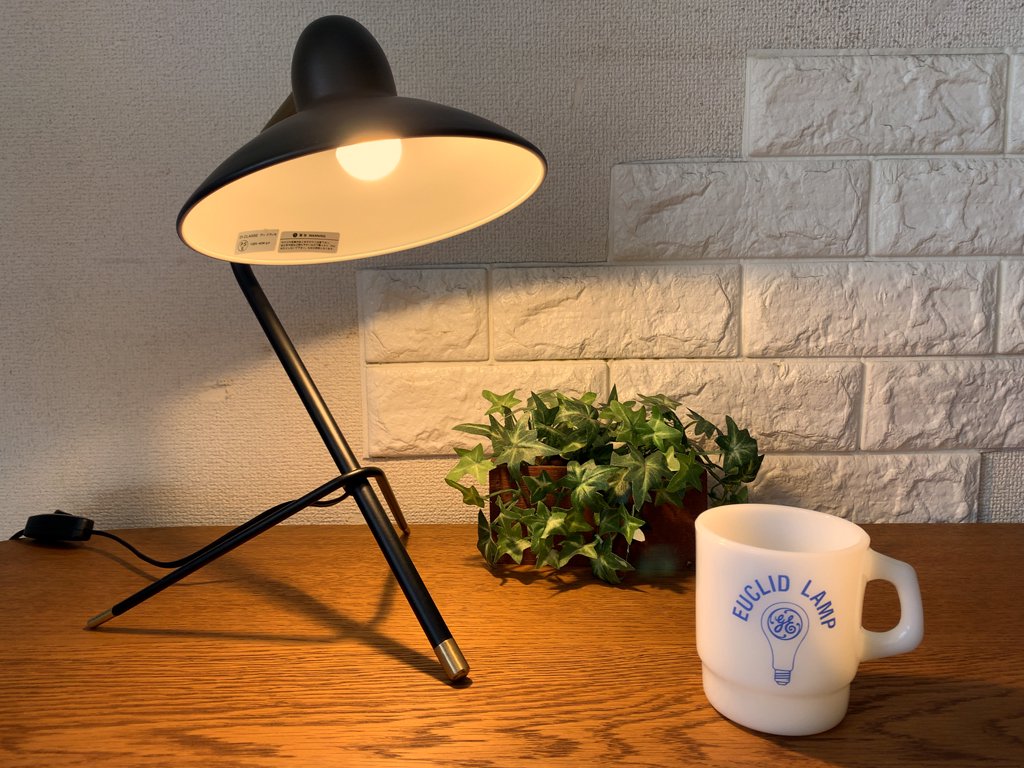 ディクラッセ DI CLASSE アルル デスクランプ Arls desk lamp デスクライト 卓上ライト スチール×真鍮 ブラック LED電球使用可¥16,500- ◎