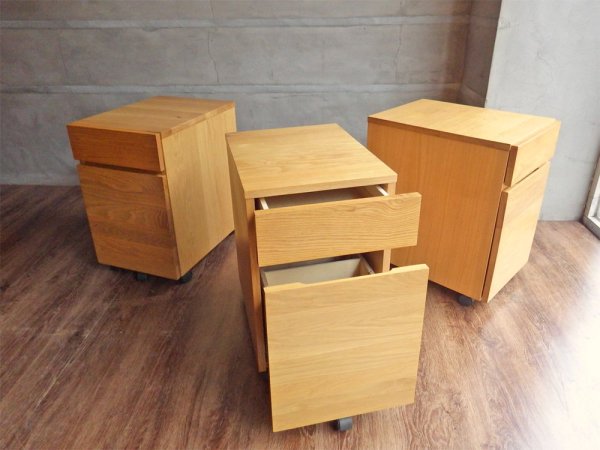 無印良品 MUJI デスクワゴン デスクキャビネット 袖机 オーク材 キャスター付 抽斗2杯 C ♪