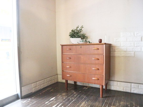 北欧 ビンテージ チーク材 チェスト 4ドロワー デンマーク 4段 ◎