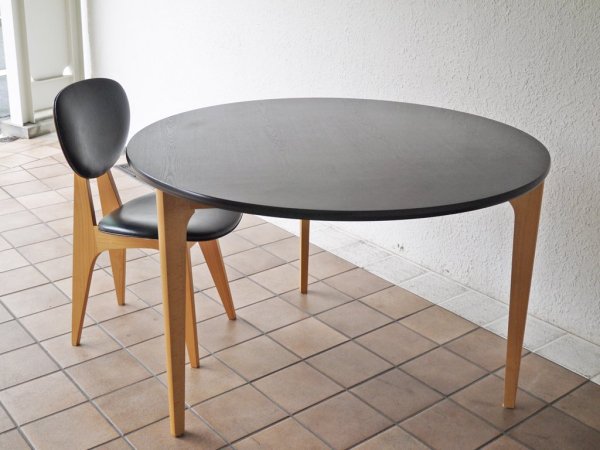 イデー IDEE ダイニングテーブル DCブラウン DINING TABLE DC Brown ラウンド Φ110 タモ材天板 3本脚 長大作 定価151,800円 ◇