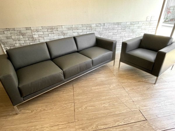 カッシーナイクスシー Cassina ixc グラブラージ 1Pソファ grab large 本革 イクスシーR&D 展示美品 イタリアモダン 定価¥580,800~ ●