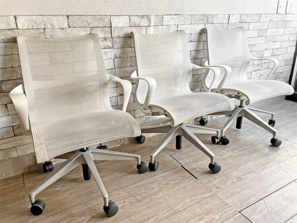 ハーマンミラー Herman Miller セトゥー Setu デスクチェア マルチパーパスチェア ホワイト メッシュシート 5本脚タイプ 昇降機能 定価¥99,000- 現状品 C ●